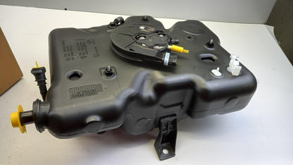 Original RENAULT Trafic III Harnstofftank Additivtank 2.0 dCi 172A21178R
