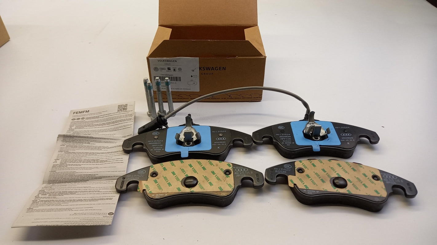 Original AUDI A6 A7 Q5 front brake pads 4GD698151C 