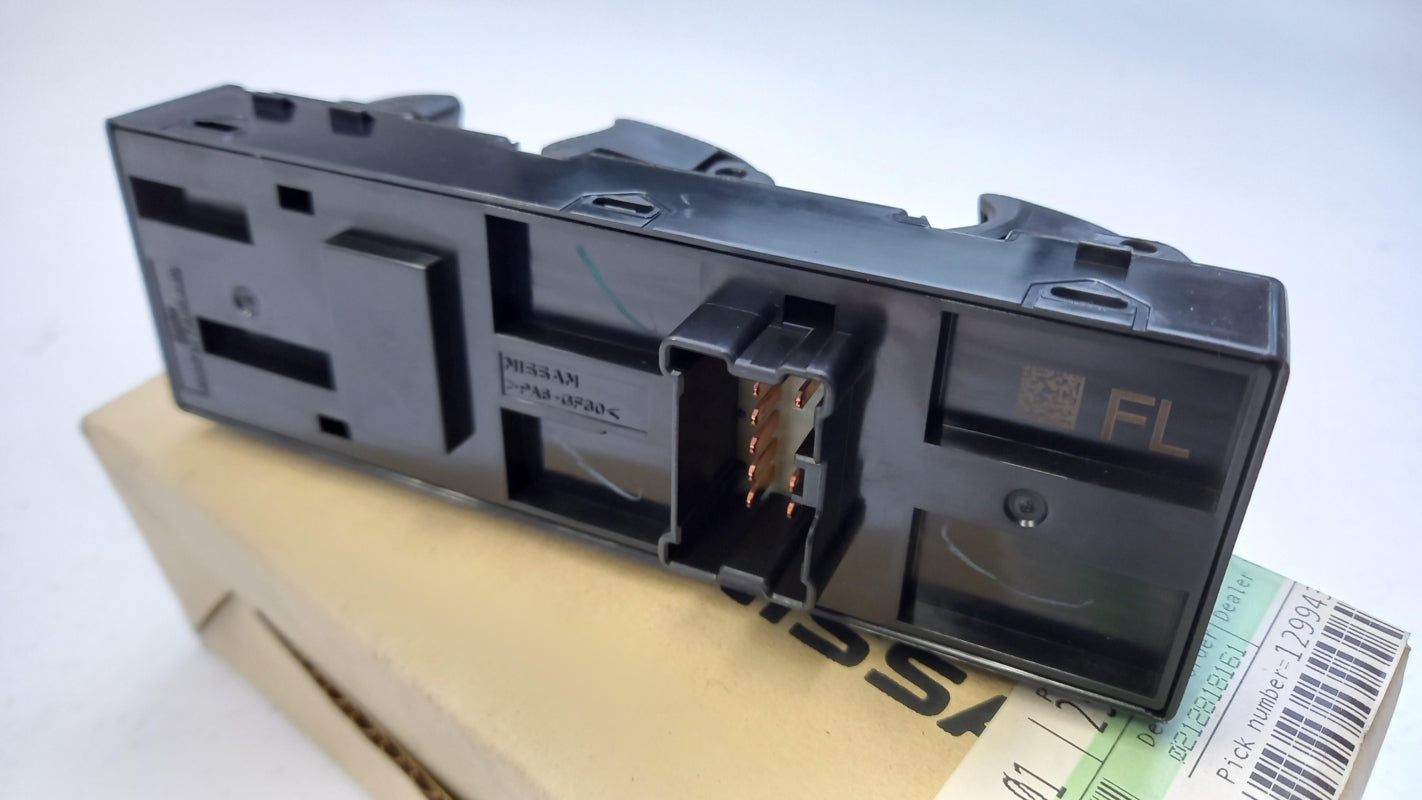 Original OE NISSAN Fensterheberschalter 25401HV02B
