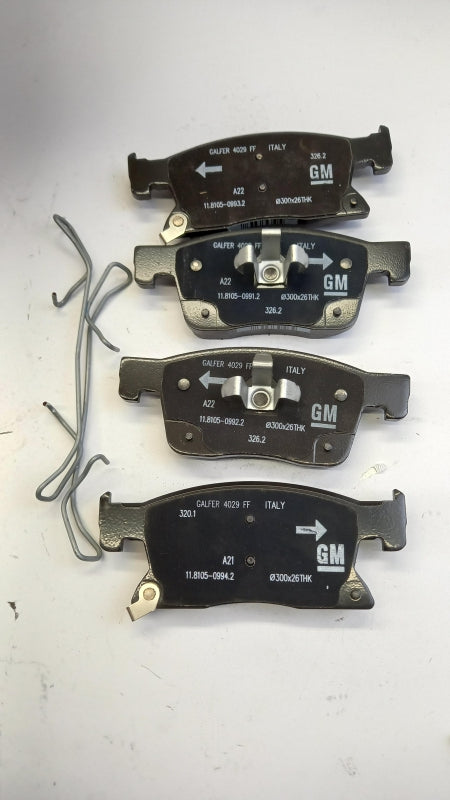 Original OE OPEL Bremsensatz 2 Bremsscheiben + 4 Bremsbeläge 1680583780