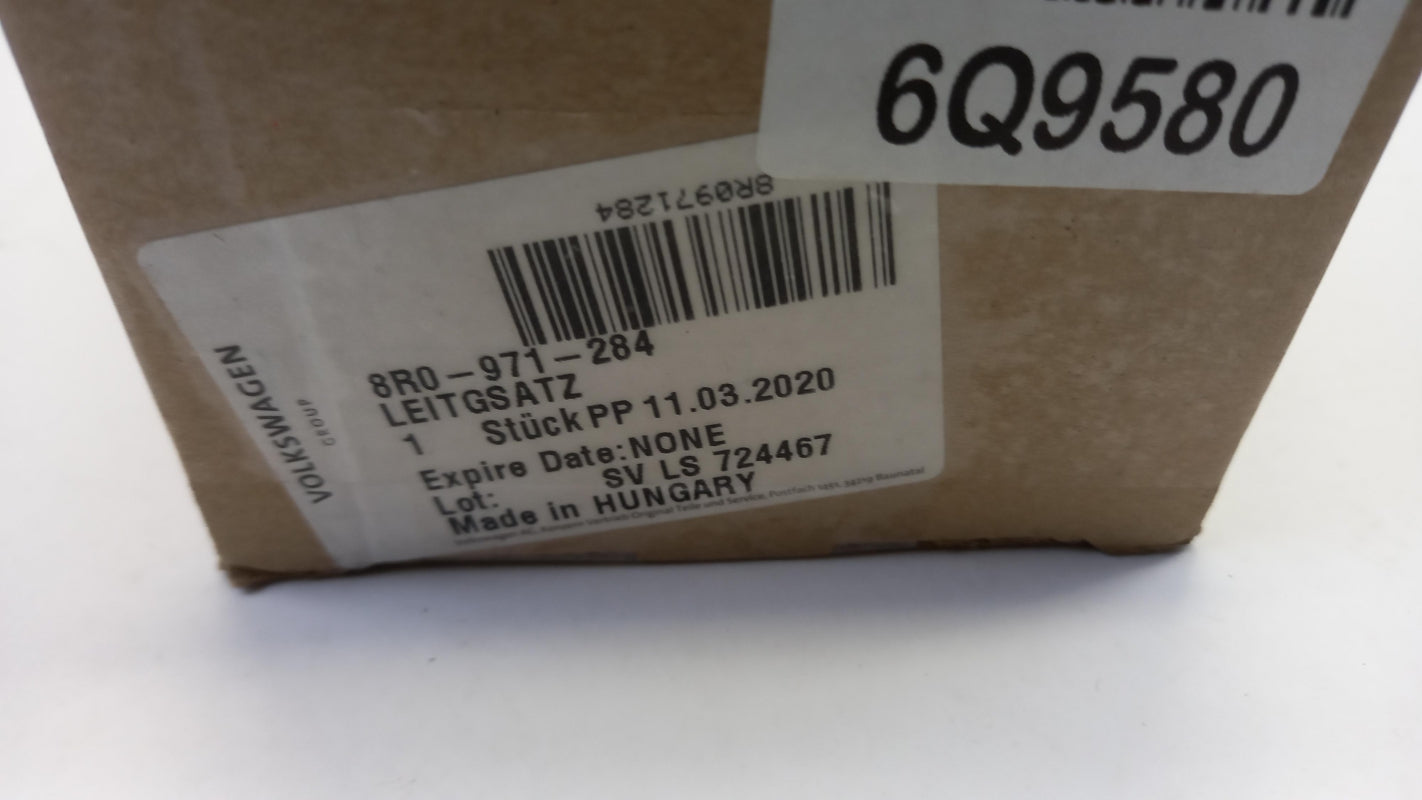 Original OE Volkswagen Kabelbaum 8R0971284