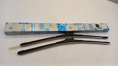 Original MERCEDES-BENZ W204 C207 Wischerblättersatz (2st) Vorne A204820230095