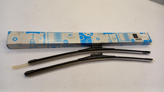 Original MERCEDES-BENZ W204 C207 Wischerblättersatz (2st) Vorne A204820230095