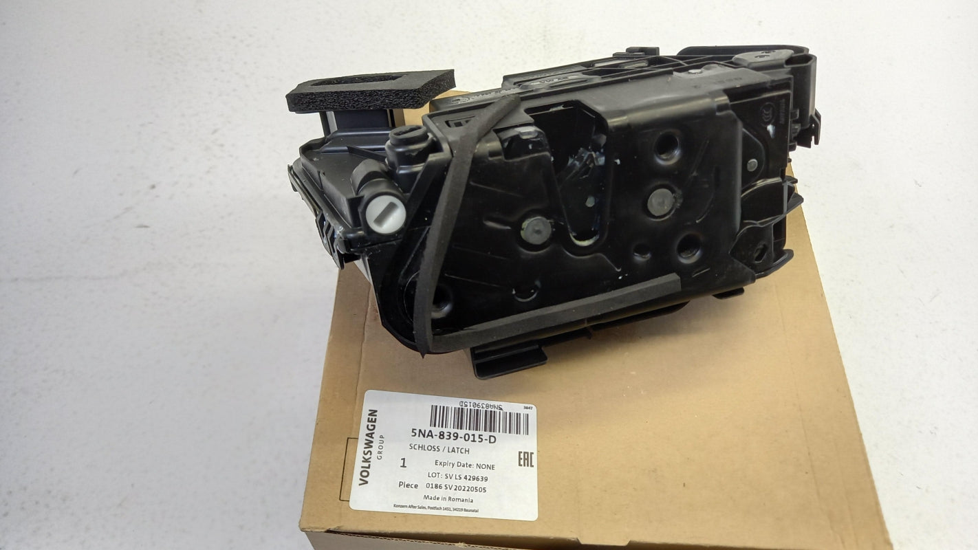Original OE Volkswagen door lock 5NA839015D 