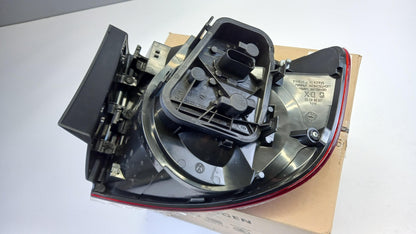 Original VW Heckleuchte 7L6945096S