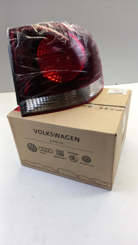 Original VW Heckleuchte 7L6945096S