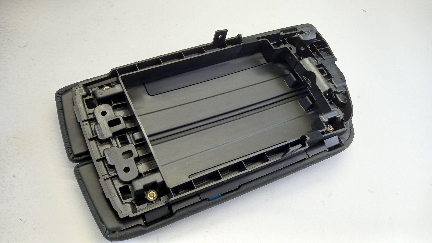 Original BMW G30 G31 G32 518d 520d Armlehne Mittelkonsole Leder 51168069051