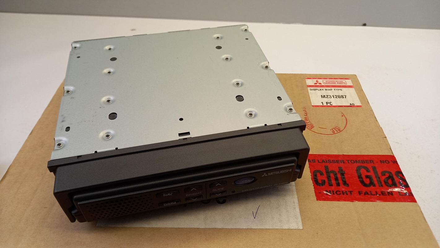 Original OE MITSUBISHI Multimedia Haupteinheit MZ312087