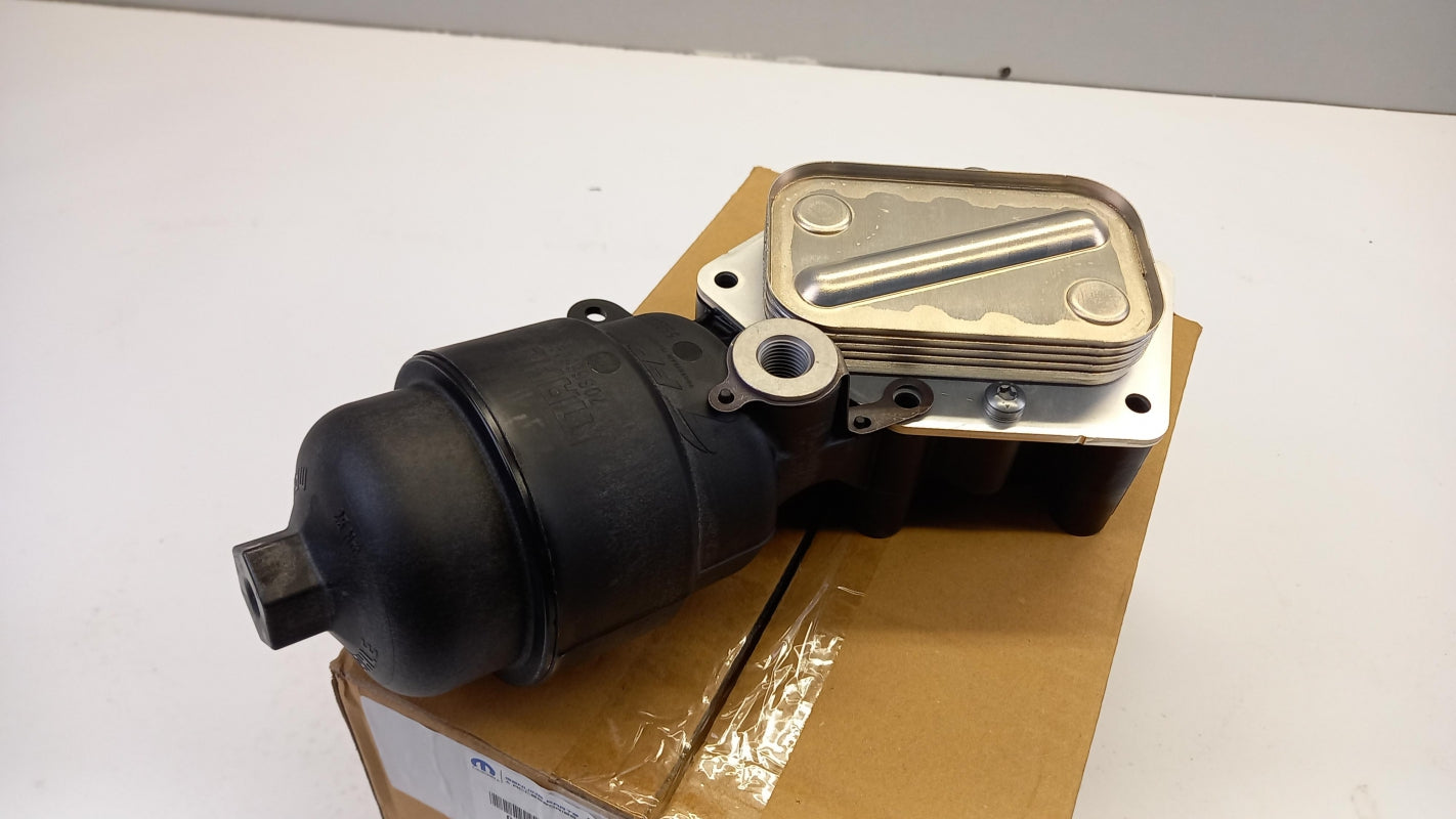 Original FIAT 500 Punto ALFA ROMEO Mito LANCIA 0.9 Ölfiltergehäuse 55225515