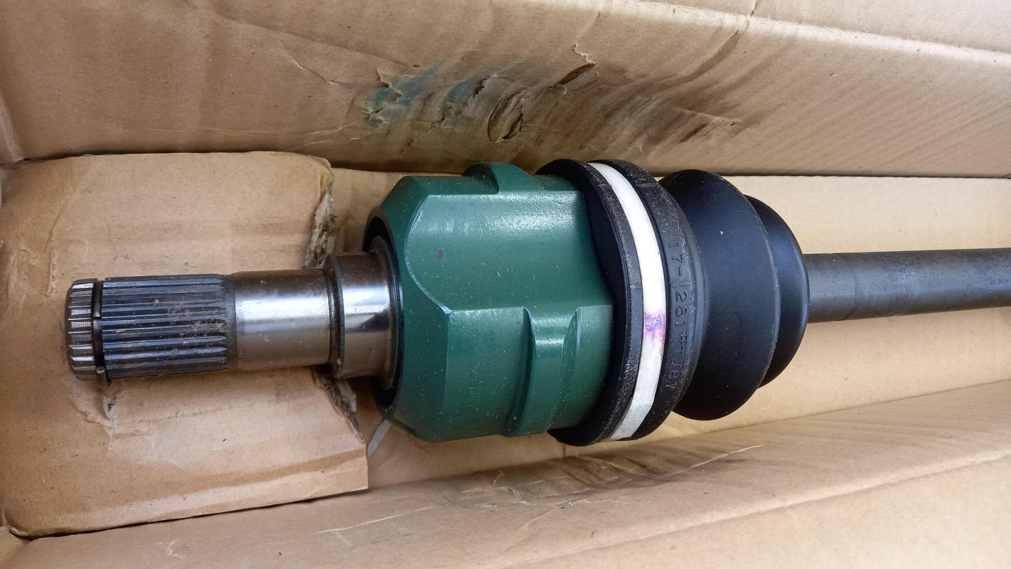 Original OE MITSUBISHI Antriebswelle MR176993