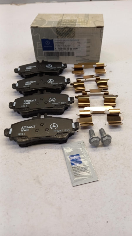 Original MERCEDES-BENZ W168 Bremsbeläge Bremsklötze vorne A168420132041