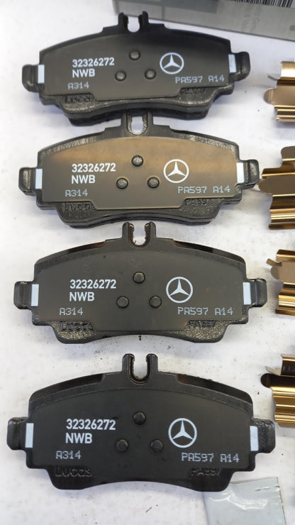 Original MERCEDES-BENZ W168 Bremsbeläge Bremsklötze vorne A168420132041