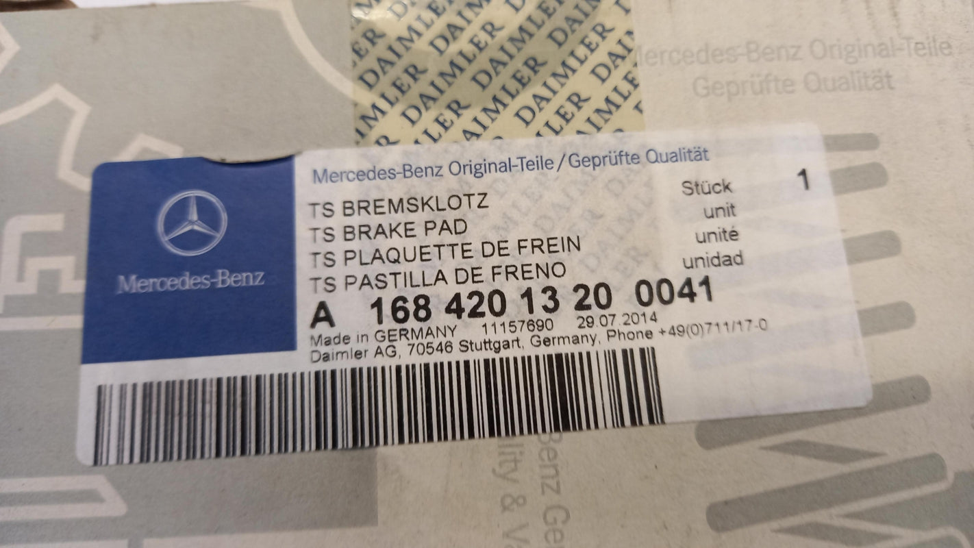 Original MERCEDES-BENZ W168 Bremsbeläge Bremsklötze vorne A168420132041
