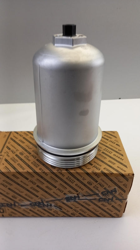 Original OE IVECO oil filter housing 5801415499 