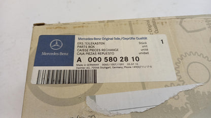 Original MERCEDES-BENZ W164 X164 W204 W212 W251 Ersatzteilekasten A0005802810