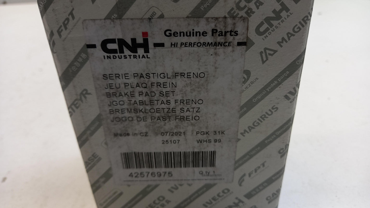 Original IVECO Daily III-VI Bremsbelagsatz, Scheibenbremse 42576975