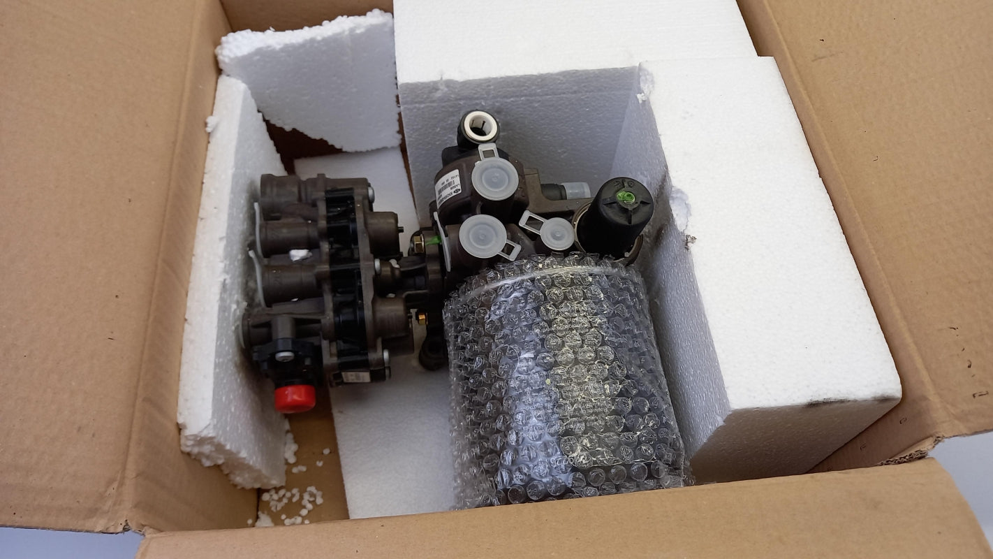 Original IVECO Stralis air dryer 5801414923 