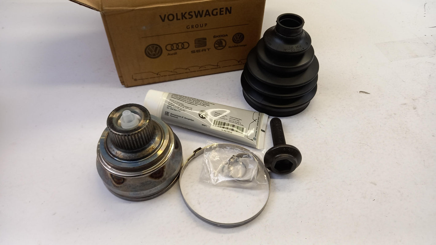 Original AUDI A4 A5 A6 A7 A8 Q5 RS5 drive shaft joint kit 8K0498099DX