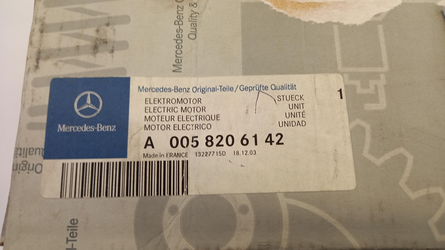 Original MERCEDES-BENZ C-klasse (w202) Innenraumgebläse A0058206142