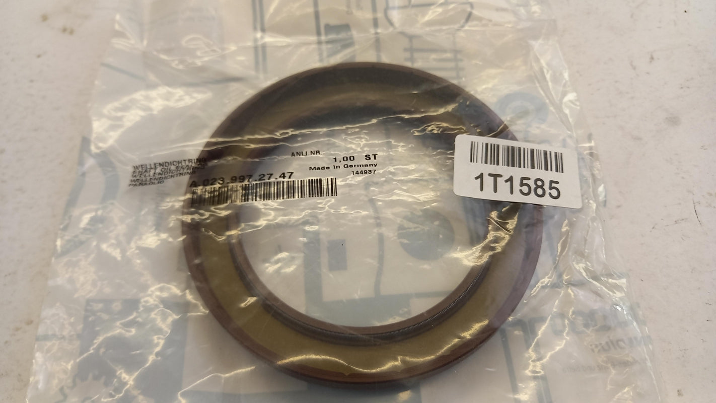 Original OE MERCEDES-BENZ differential shaft seal A0239972747 
