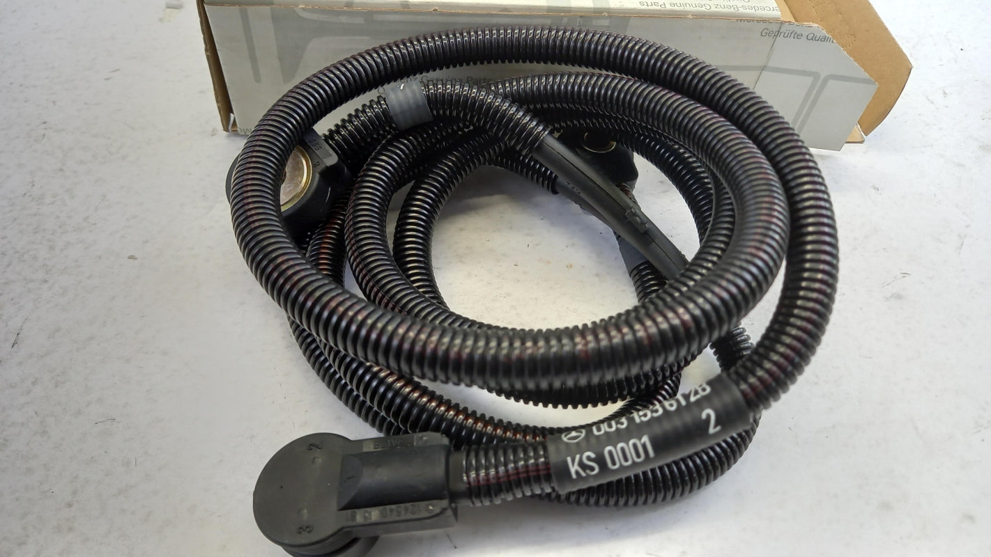 Original MERCEDES-BENZ SL-klasse R129 Klopfsensor Links A0031536128