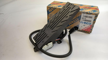 Original IVECO Stralis Gaspedal 5006313582