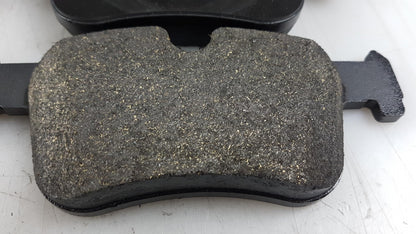 Original BMW 3er F30 F31 4er F32 Bremsbeläge vorne 34116874331