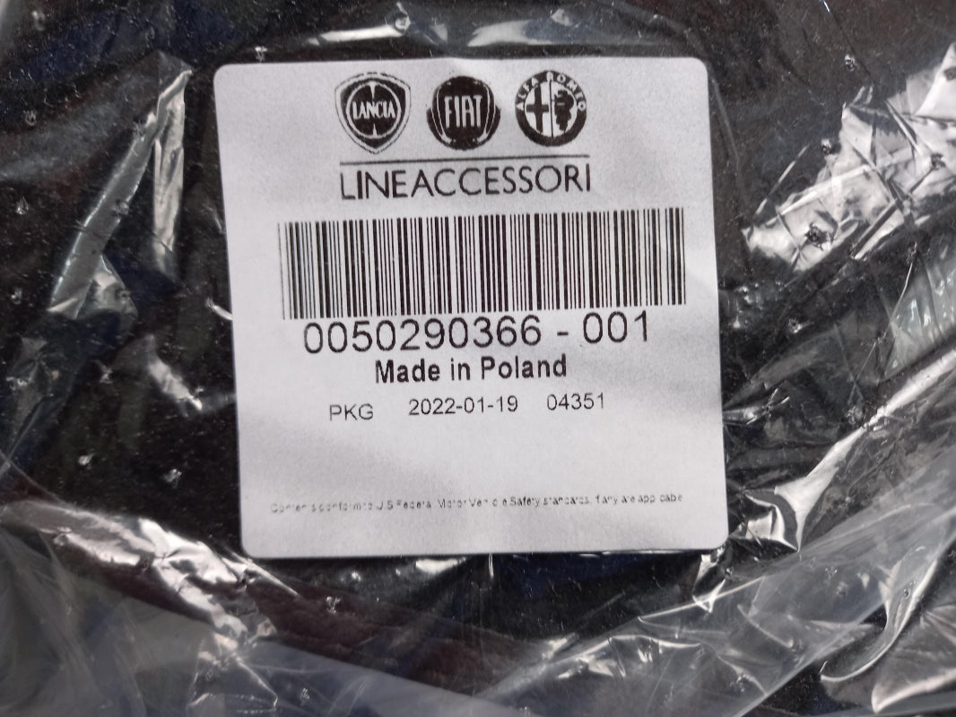 Original FIAT 500E 500BEV 2020> Fußmattensatz 4-teilig Textil schwarz 50290366