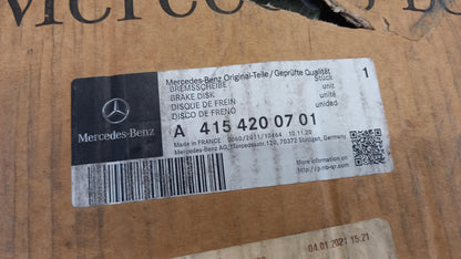 Original MERCEDES-BENZ Citan W145 Bremsscheibensatz (2 Stück) vorne A4154200701