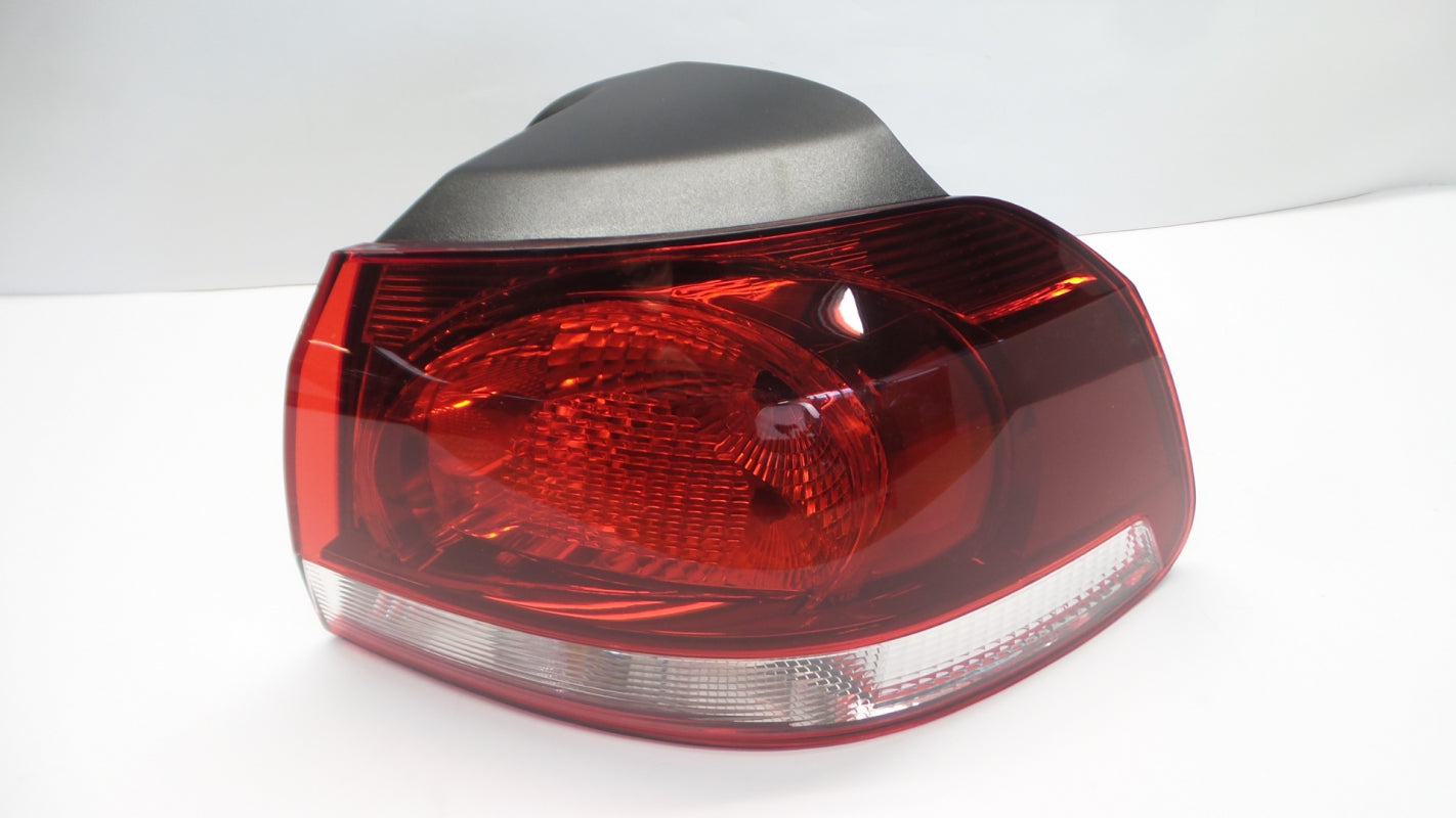 Original VW Golf Mk6 '08-'12 Schlussleuchte Heckleuchte aussen rechts 5K0945096M