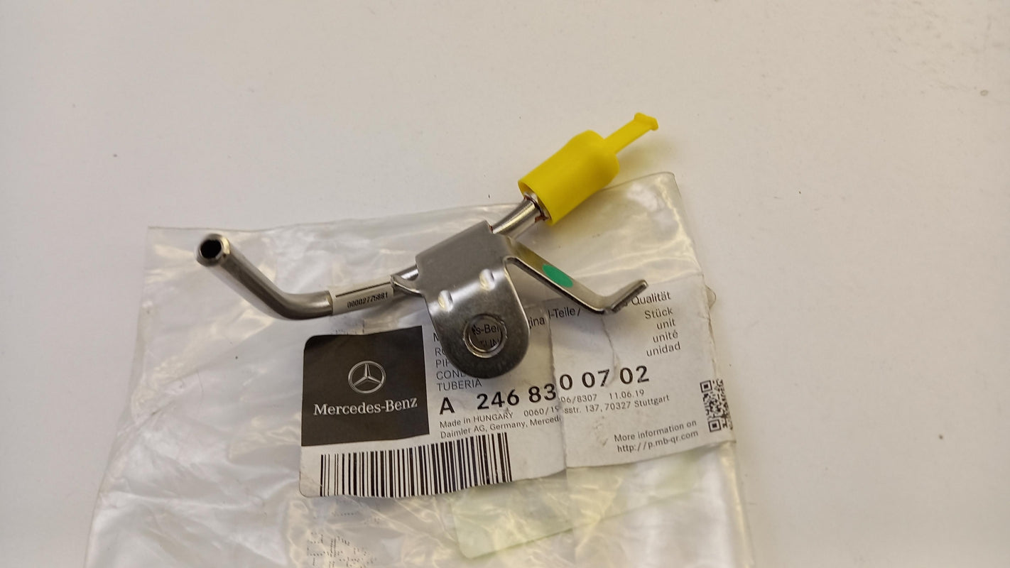 Original MERCEDES-BENZ C117 W176 W242 W246 Rohr A2468300702