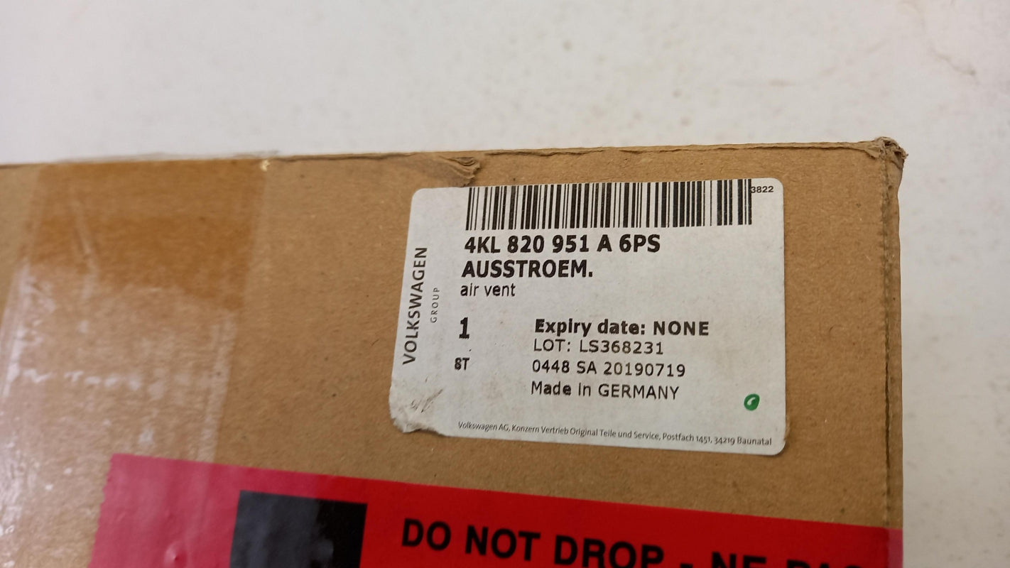 Original AUDI E-Tron GE Luftdüse Ausströmer soulschwarz mitten 4KL820951A6PS