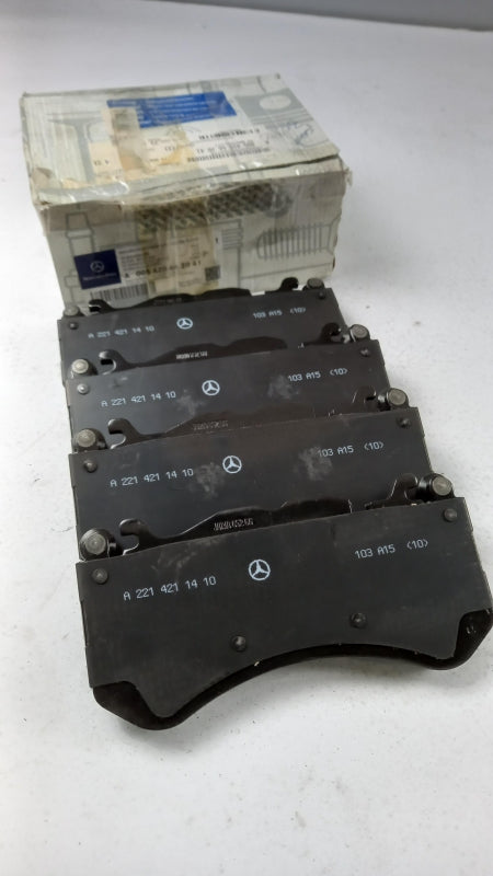 Original MERCEDES-BENZ W221 C216 R230 Bremsbeläge vorne A005420662041