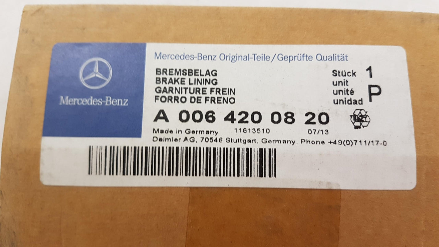 Original MERCEDES-BENZ C197 W212 W218 Bremsbeläge Bremsklötze hinten A0064200820