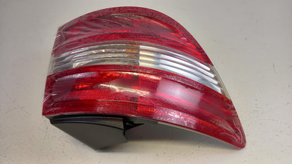 Original MERCEDES-BENZ W245 Heckleuchte hell getönt links A1698202164