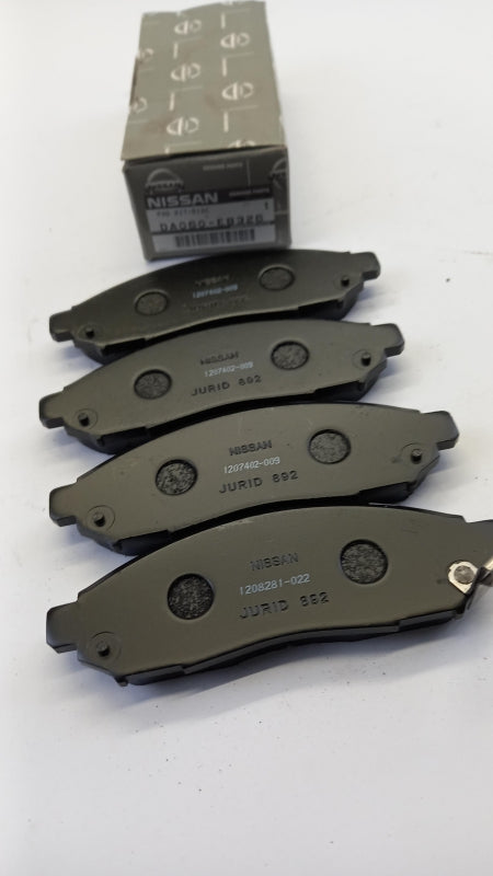 Original NISSAN Navara D40 Pathfinder R51 Bremsbeläge vorne DA060EB326