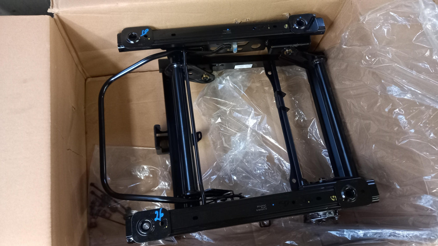 Original NISSAN Sitzversteller Sitzbeschlag 874003YV6A