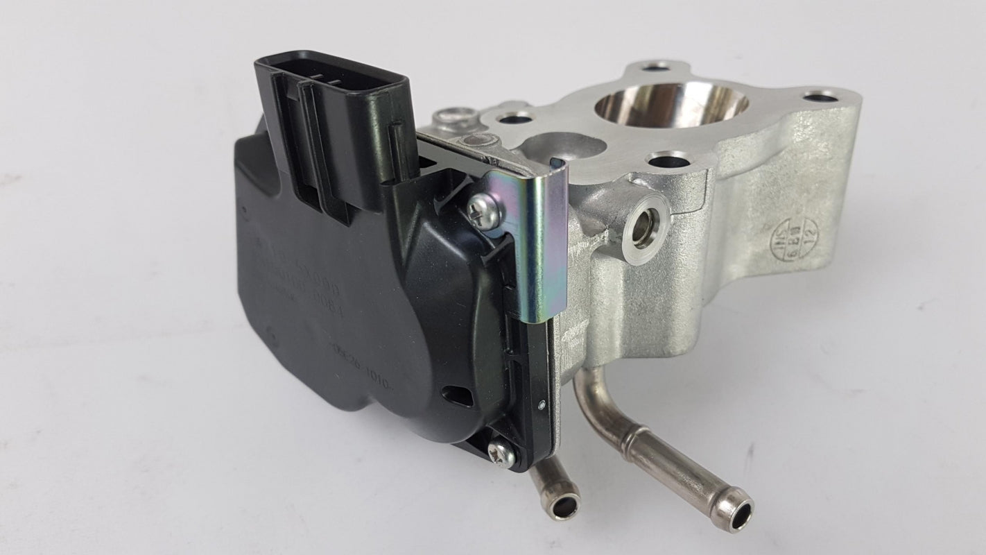 Original NISSAN Cabstar F24 Pathfinder R51 Navara 2.5dCi AGR-Modul 147105X00D