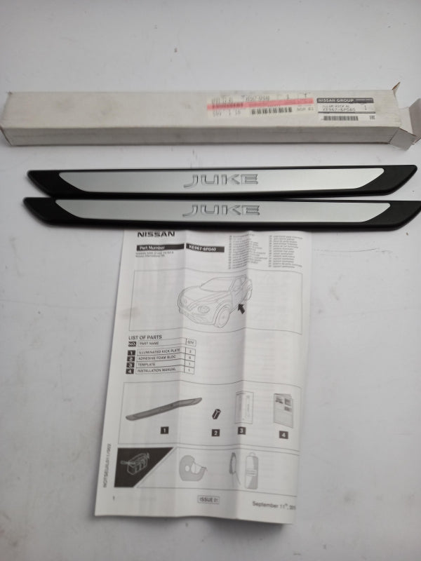 Original NISSAN Juke (F16) 2019- Einstiegsleisten Satz Beleuchtet KE9676P040