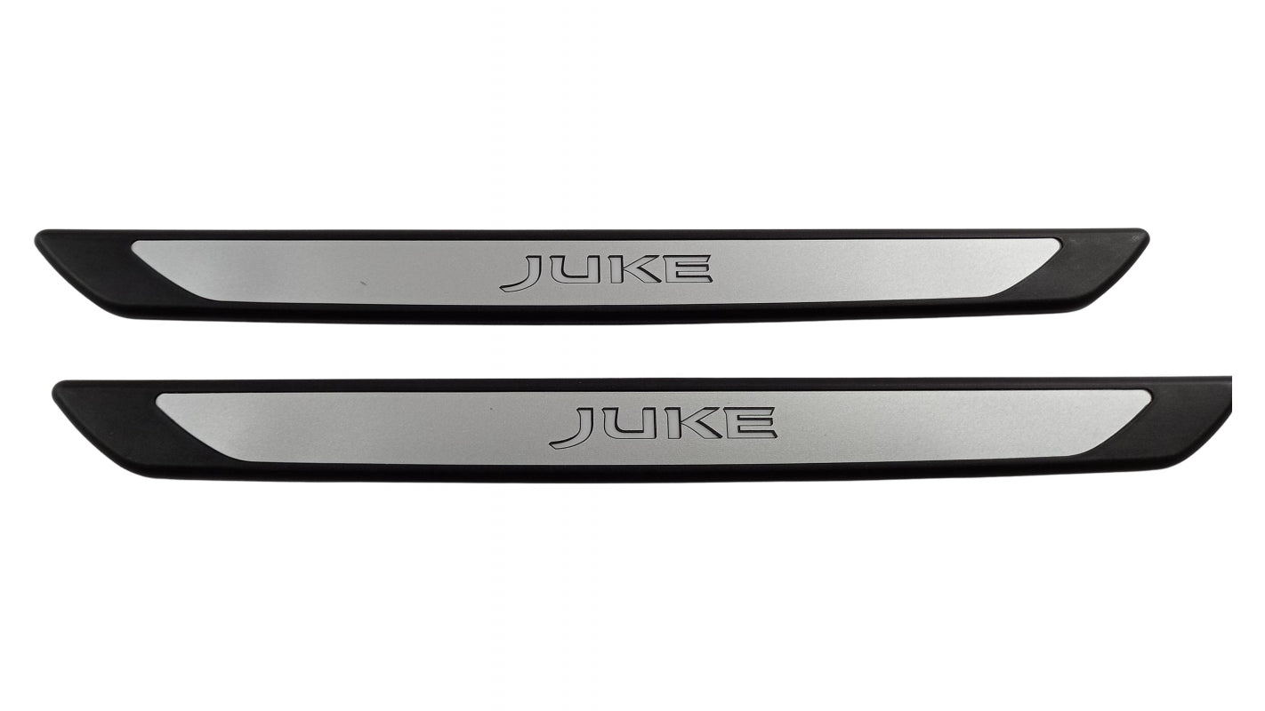 Original NISSAN Juke (F16) 2019- Einstiegsleisten Satz Beleuchtet KE9676P040