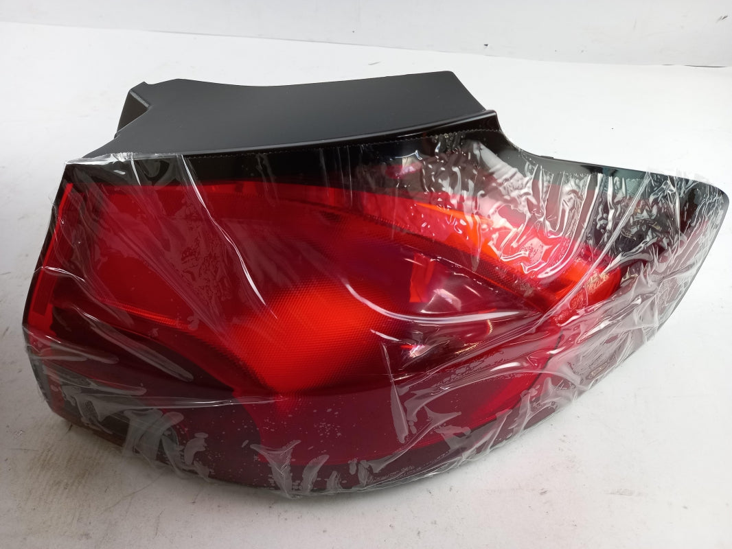 Original OPEL Zafira-C Tourer Heckleuchte Rückleuchte rechts 13386604