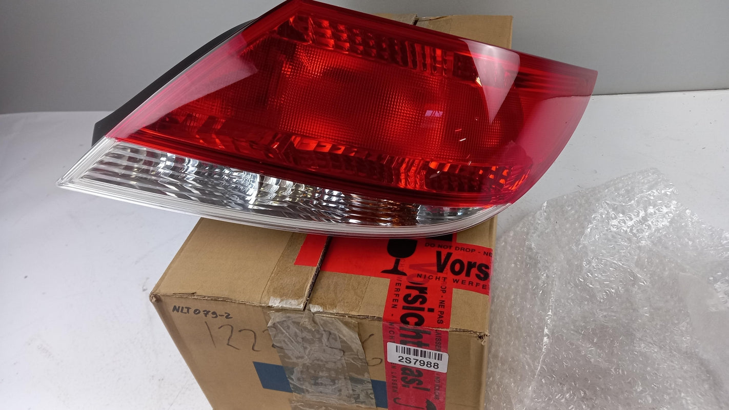 Original OPEL Astra-H Rücklicht Heckleuchte ohne Lampenträger rechts 93187731