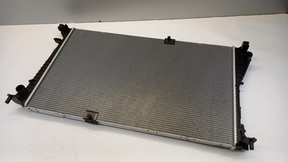 Original OPEL Vivaro-A Wasserkühler 93857125