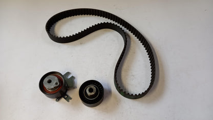 Original PEUGEOT 307 308 407 508 CITROEN C4 C5 C8 2.0 HDi Zahnriemensatz 0831T5