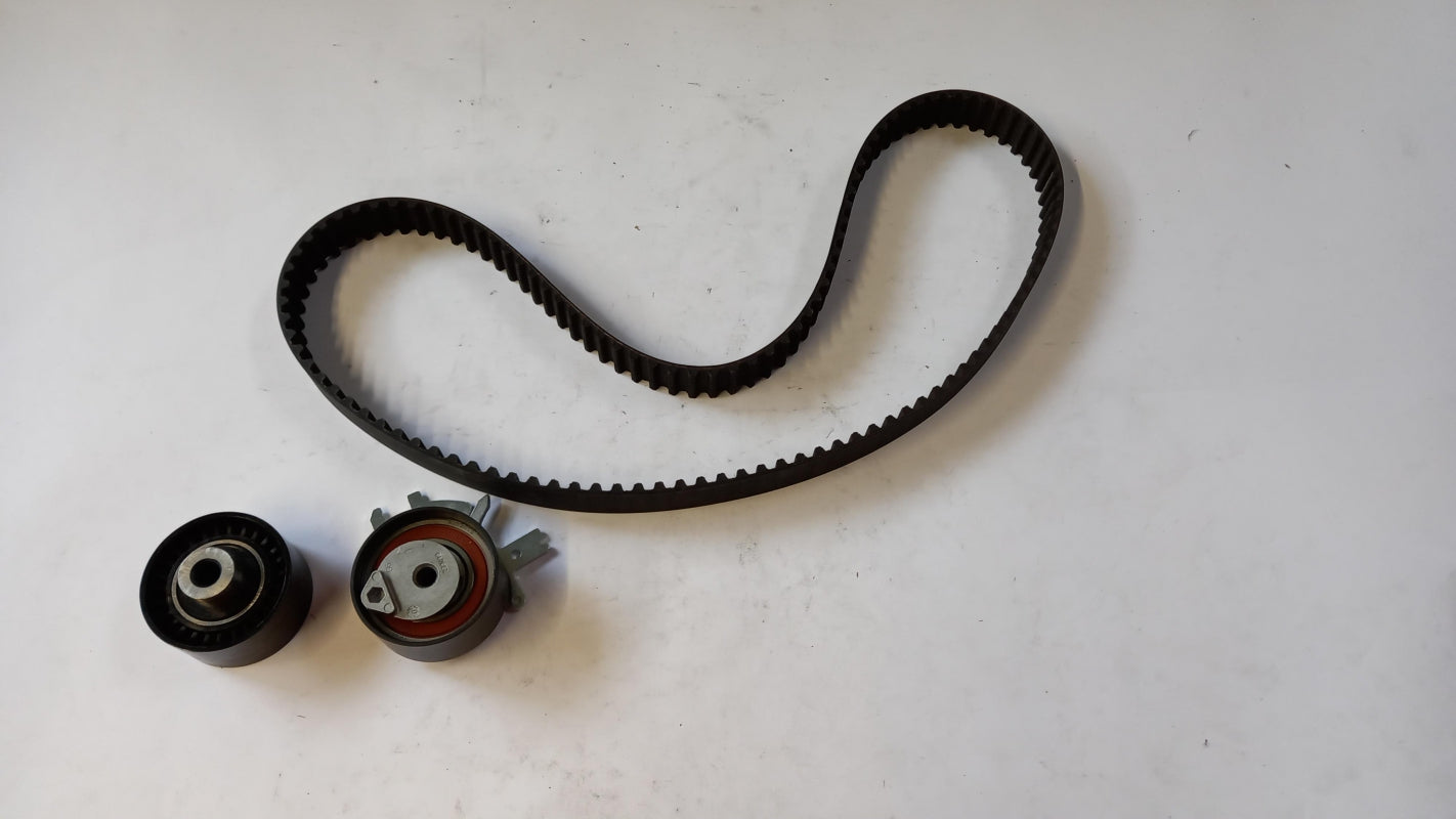 Original PEUGEOT 307 308 407 508 CITROEN C4 C5 C8 2.0 HDi Zahnriemensatz 0831T5