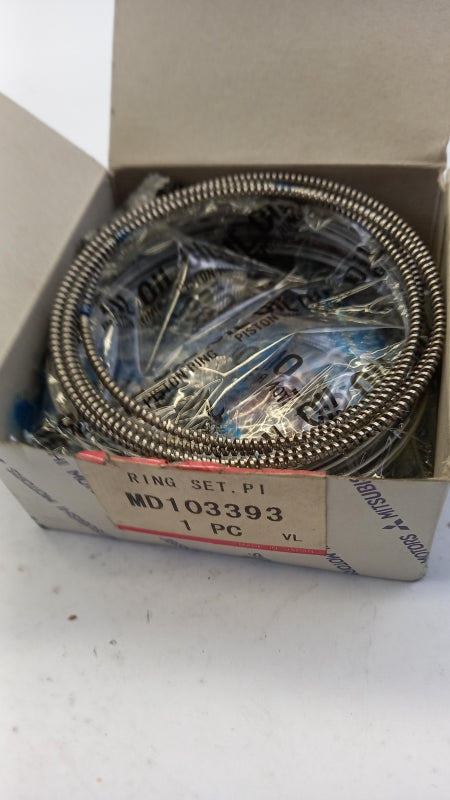 Original OE MITSUBISHI piston ring set MD103393 