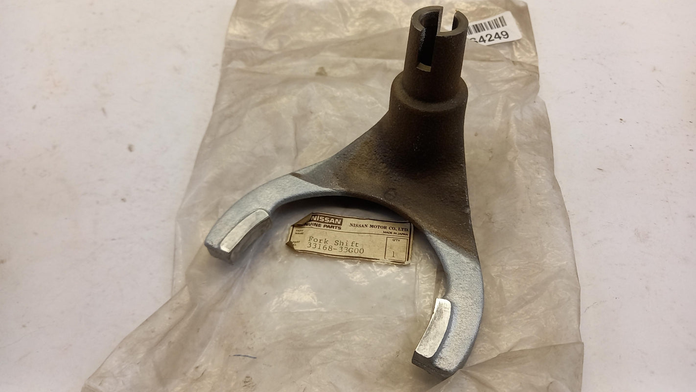Original OE NISSAN Getriebe Schaltgabel 3316833G00