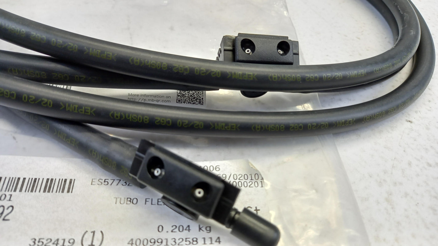 Original MERCEDES-BENZ S-Klasse W221 Scheibenwaschanlage Schlauch A2218600892