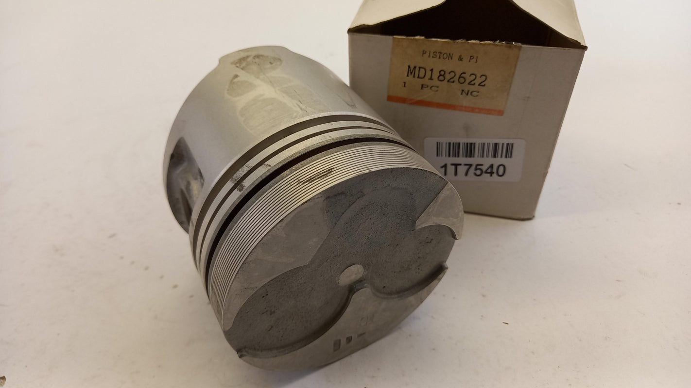 Original OE MITSUBISHI Kolben MD182622