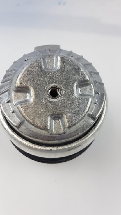 Original MERCEDES-BENZ E-klasse W211 Motorlager vorne links A2112402517